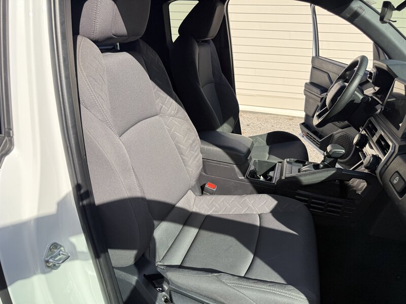 2024 Toyota Tacoma SR - Photo 8 - Nashville, TN 37210