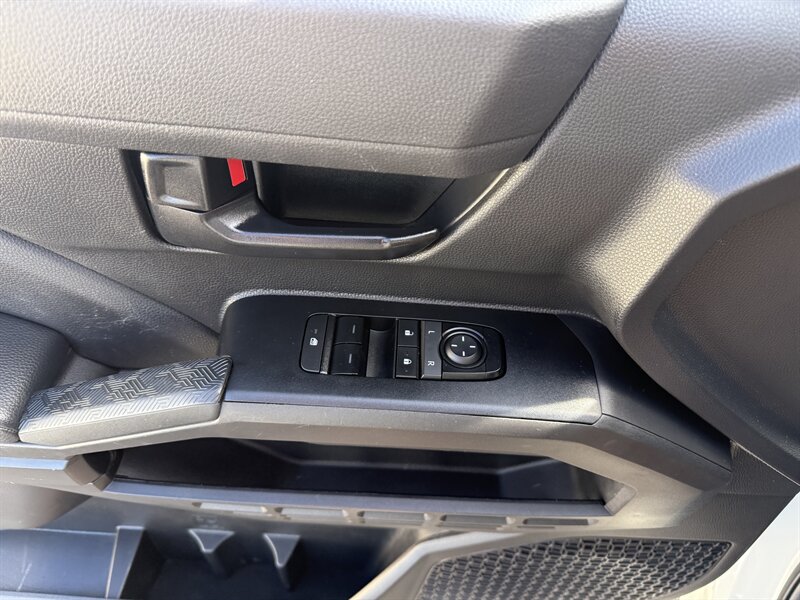 2024 Toyota Tacoma SR - Photo 12 - Nashville, TN 37210