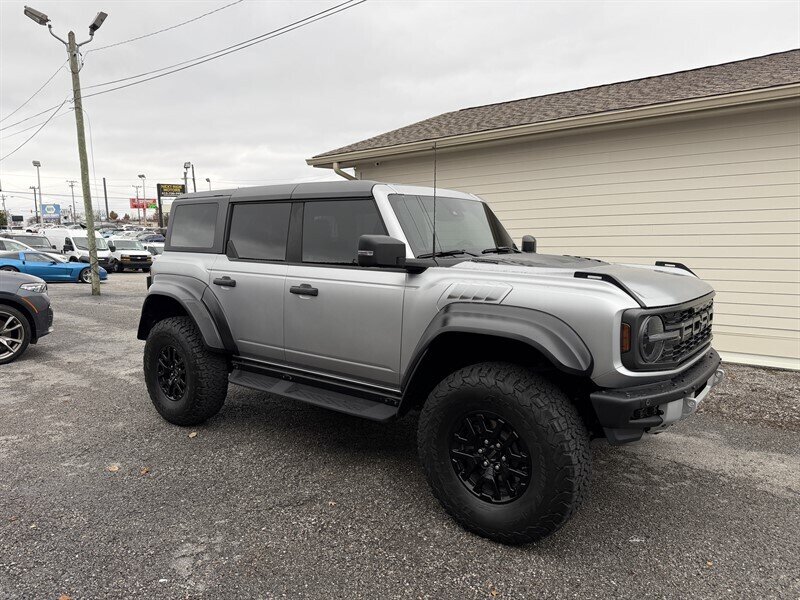 2023 Ford Bronco Raptor - Photo 2 - Nashville, TN 37210