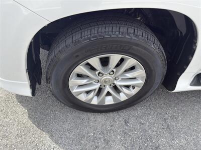 2016 Lexus GX 460   - Photo 13 - Nashville, TN 37210