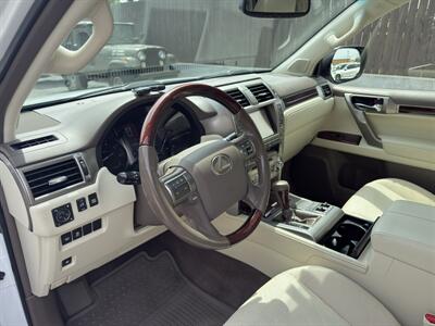 2016 Lexus GX 460   - Photo 18 - Nashville, TN 37210