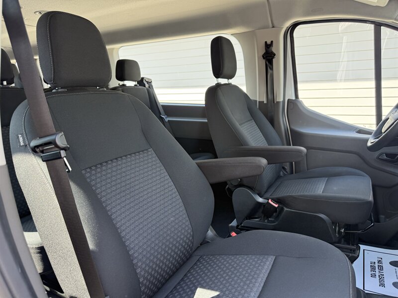 2021 Ford Transit 350 XL - Photo 5 - Nashville, TN 37210