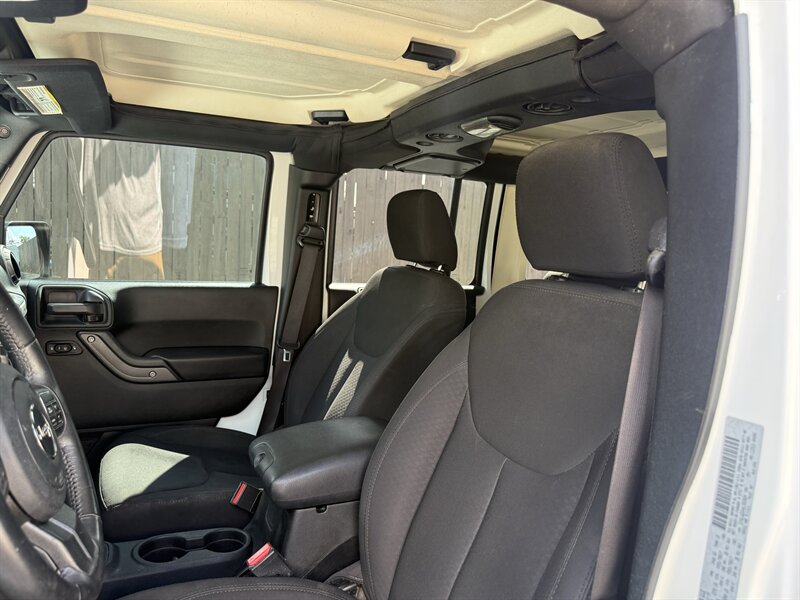 2017 Jeep Wrangler Unlimited Sport S - Photo 23 - Nashville, TN 37210