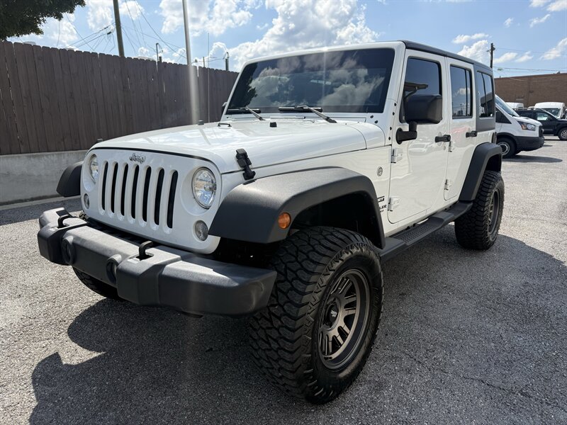 2017 Jeep Wrangler Unlimited Sport S - Photo 4 - Nashville, TN 37210