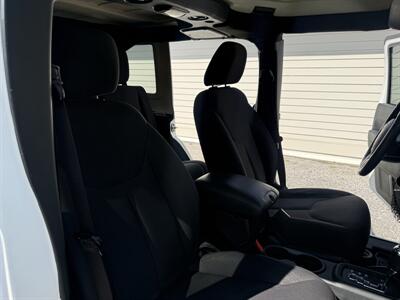 2017 Jeep Wrangler Unlimited Sport S - Photo 33 - Nashville, TN 37210
