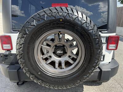 2017 Jeep Wrangler Unlimited Sport S - Photo 12 - Nashville, TN 37210