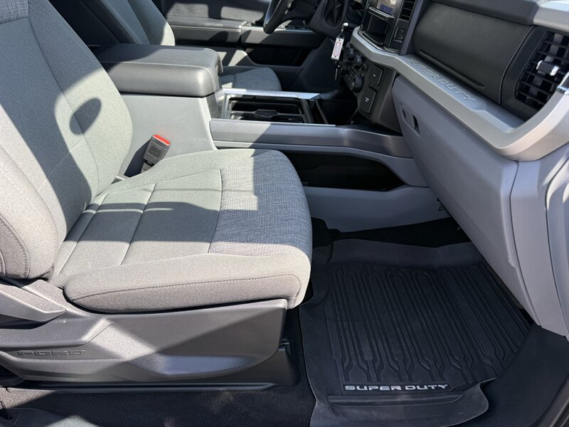 2025 Ford F-350 Super Duty XL - Photo 17 - Nashville, TN 37210
