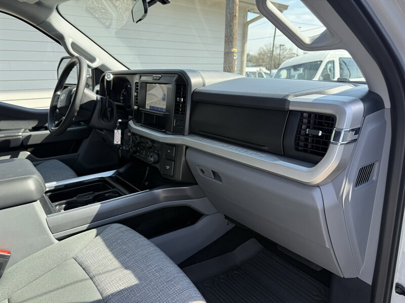 2025 Ford F-350 Super Duty XL - Photo 22 - Nashville, TN 37210