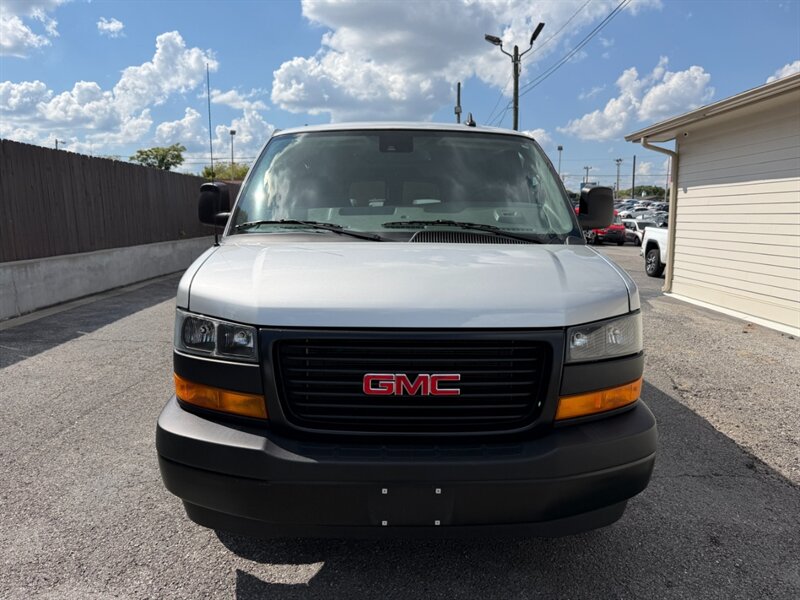 2024 GMC Savana LS 3500 - Photo 4 - Nashville, TN 37210