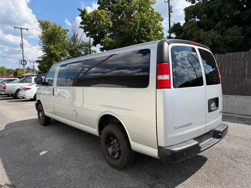 2024 GMC Savana LS 3500 - Photo 7 - Nashville, TN 37210