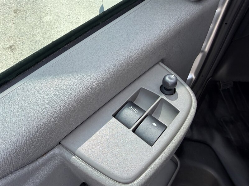 2024 GMC Savana LS 3500 - Photo 16 - Nashville, TN 37210