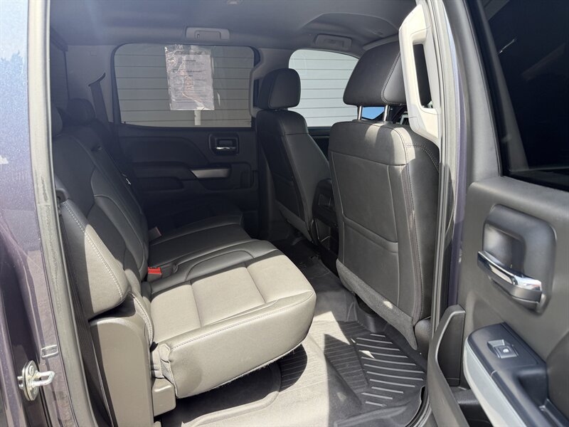 2018 Chevrolet Silverado 1500 LTZ Z71 - Photo 29 - Nashville, TN 37210