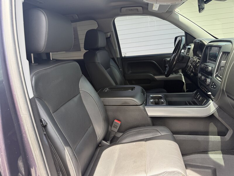 2018 Chevrolet Silverado 1500 LTZ Z71 - Photo 30 - Nashville, TN 37210