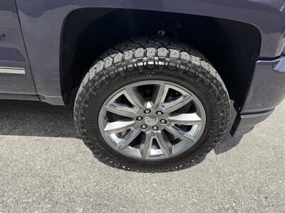 2018 Chevrolet Silverado 1500 LTZ Z71 - Photo 12 - Nashville, TN 37210