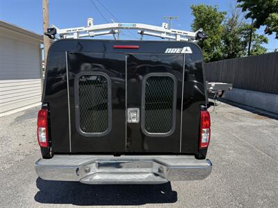 2017 Nissan Frontier SV V6 - Photo 6 - Nashville, TN 37210
