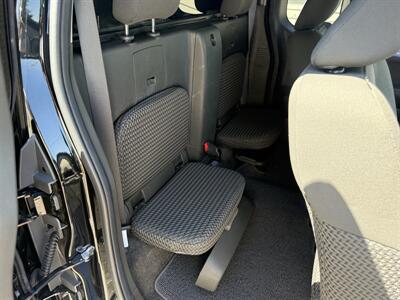 2017 Nissan Frontier SV V6 - Photo 19 - Nashville, TN 37210