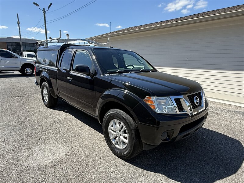 2017 Nissan Frontier SV V6 - Photo 4 - Nashville, TN 37210
