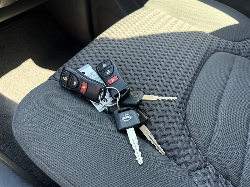 2017 Nissan Frontier SV V6 - Photo 13 - Nashville, TN 37210
