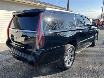 2016 Cadillac Escalade ESV Luxury Collection   - Photo 4 - Nashville, TN 37210