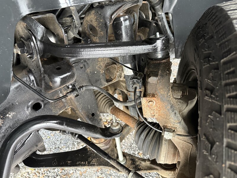 2013 Chevrolet Silverado 3500HD CC Work Truck - Photo 34 - Nashville, TN 37210