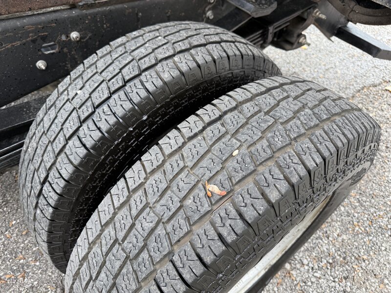 2013 Chevrolet Silverado 3500HD CC Work Truck - Photo 17 - Nashville, TN 37210