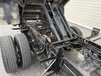 2013 Chevrolet Silverado 3500HD CC Work Truck - Photo 4 - Nashville, TN 37210