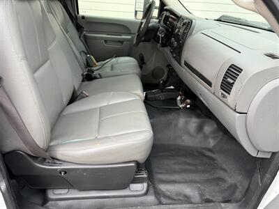 2013 Chevrolet Silverado 3500HD CC Work Truck - Photo 32 - Nashville, TN 37210
