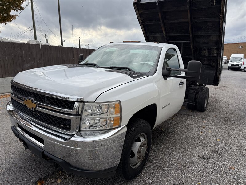2013 Chevrolet Silverado 3500HD CC Work Truck - Photo 26 - Nashville, TN 37210