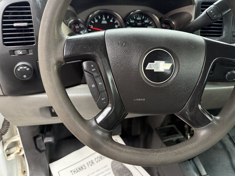 2013 Chevrolet Silverado 3500HD CC Work Truck - Photo 27 - Nashville, TN 37210