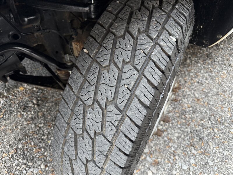 2013 Chevrolet Silverado 3500HD CC Work Truck - Photo 33 - Nashville, TN 37210