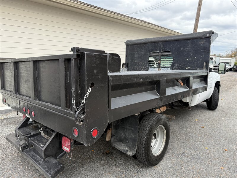 2013 Chevrolet Silverado 3500HD CC Work Truck - Photo 44 - Nashville, TN 37210