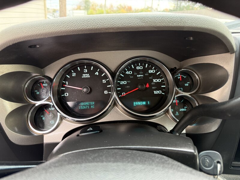 2013 Chevrolet Silverado 3500HD CC Work Truck - Photo 23 - Nashville, TN 37210