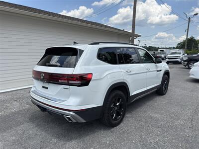 2024 Volkswagen Atlas Peak Edition SEL 4Motion   - Photo 10 - Nashville, TN 37210