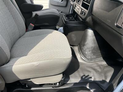 2018 Chevrolet Express 3500   - Photo 32 - Nashville, TN 37210