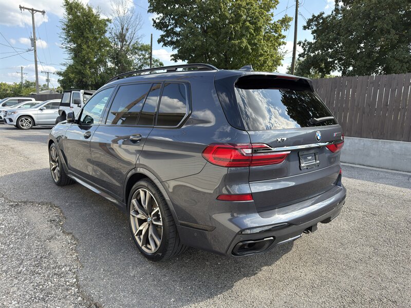 2021 Bmw X7 M50i photo 5