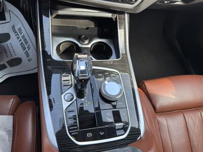 2021 BMW X7 M50i   - Photo 38 - Nashville, TN 37210