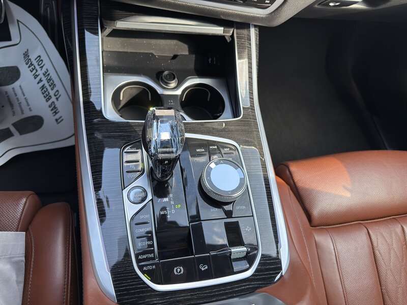 2021 Bmw X7 M50i photo 35