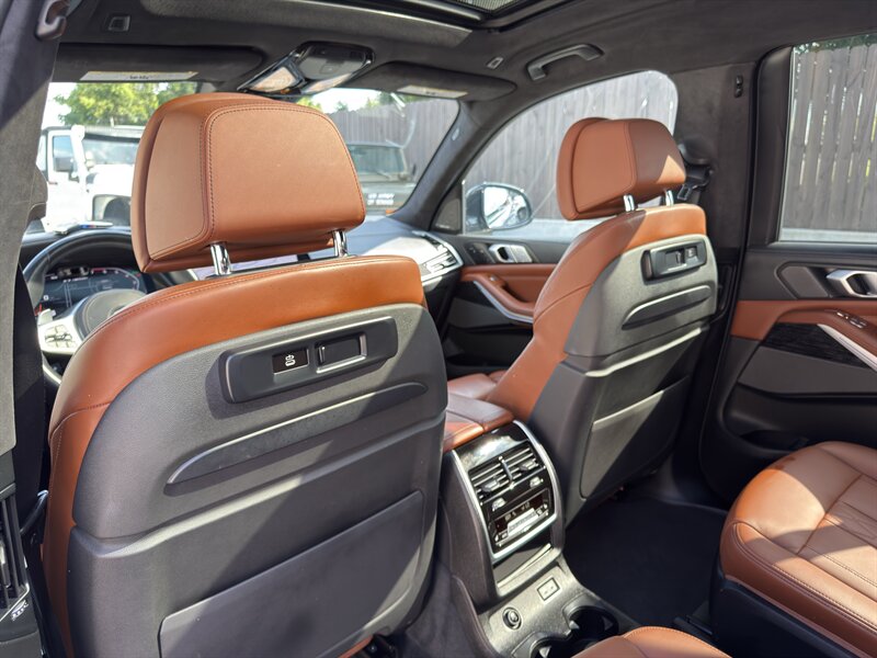 2021 Bmw X7 M50i photo 22