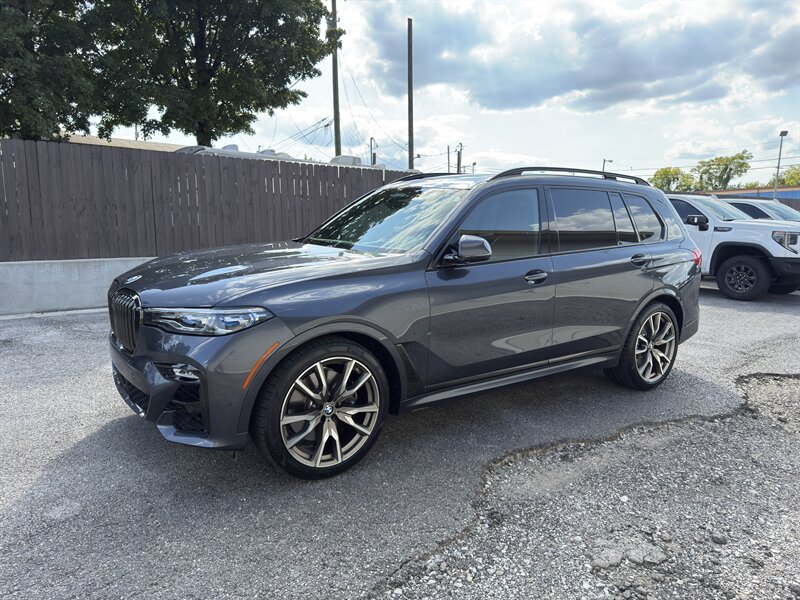 2021 Bmw X7 M50i photo 4