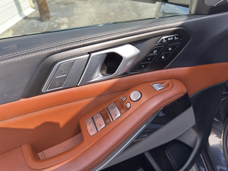 2021 Bmw X7 M50i photo 12