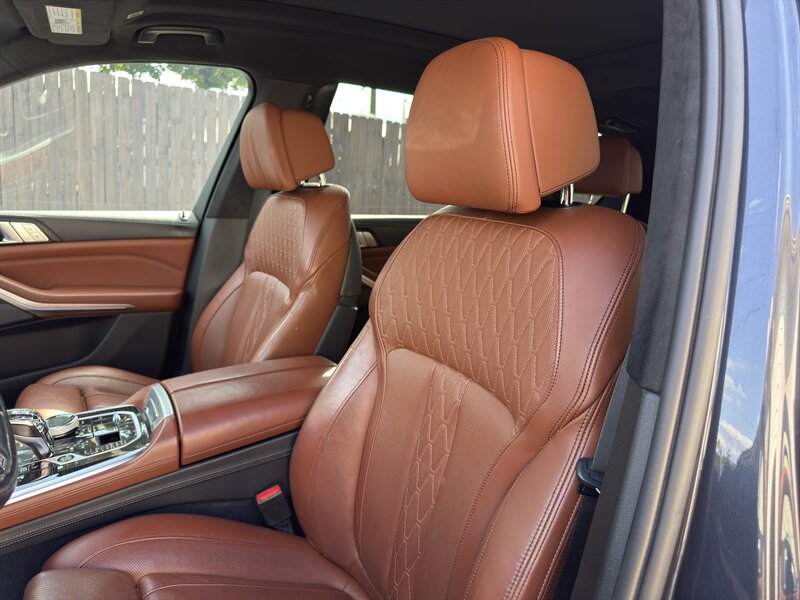 2021 Bmw X7 M50i photo 16