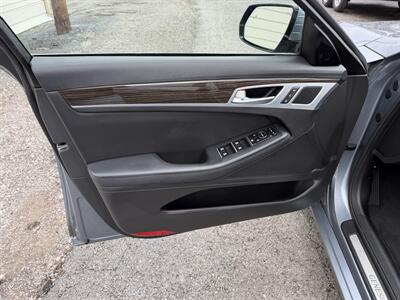 2015 Hyundai Genesis 3.8L   - Photo 15 - Nashville, TN 37210