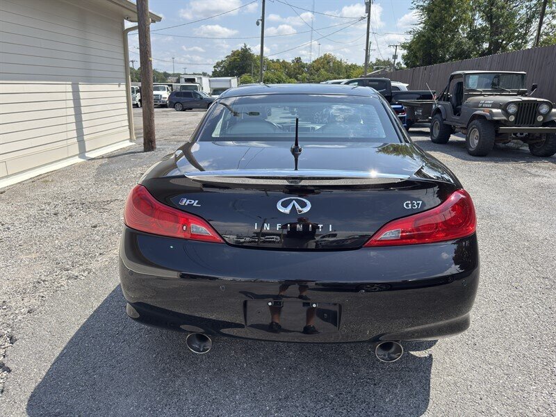 2013 Infiniti G37 IPL Convertible photo 10