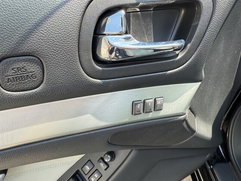 2013 Infiniti G37 IPL Convertible photo 15