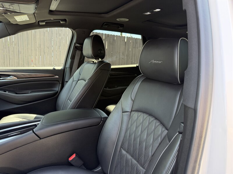 2022 Buick Enclave Avenir - Photo 21