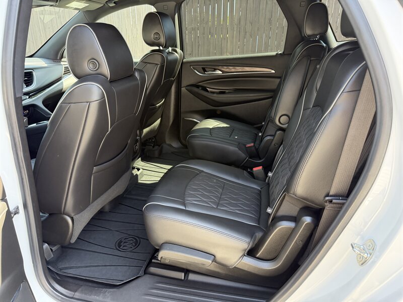 2022 Buick Enclave Avenir - Photo 24