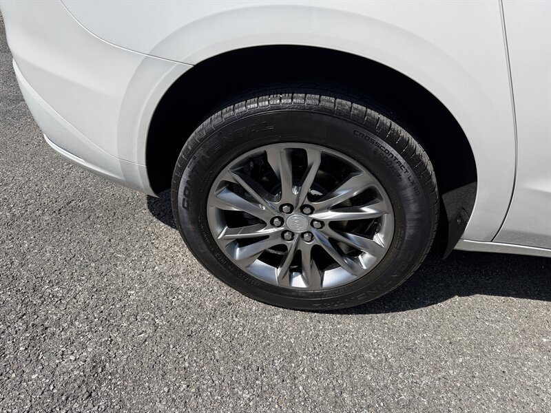 2022 Buick Enclave Avenir - Photo 11