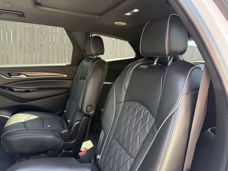 2022 Buick Enclave Avenir - Photo 25