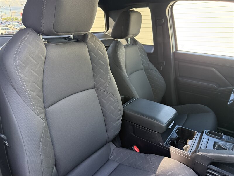 2024 Toyota Tacoma SR photo 11