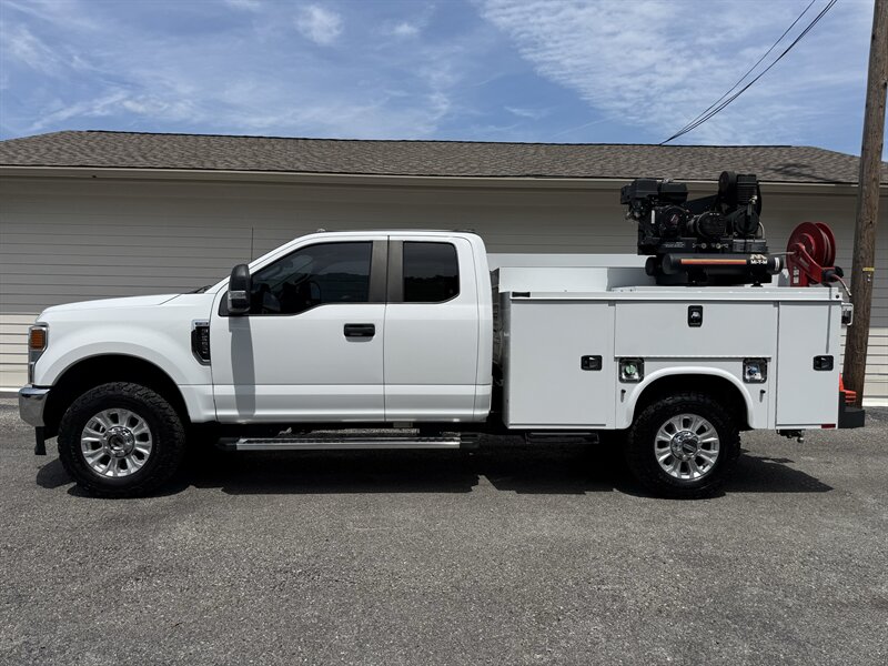 2022 Ford F-350 Super Duty XL  
